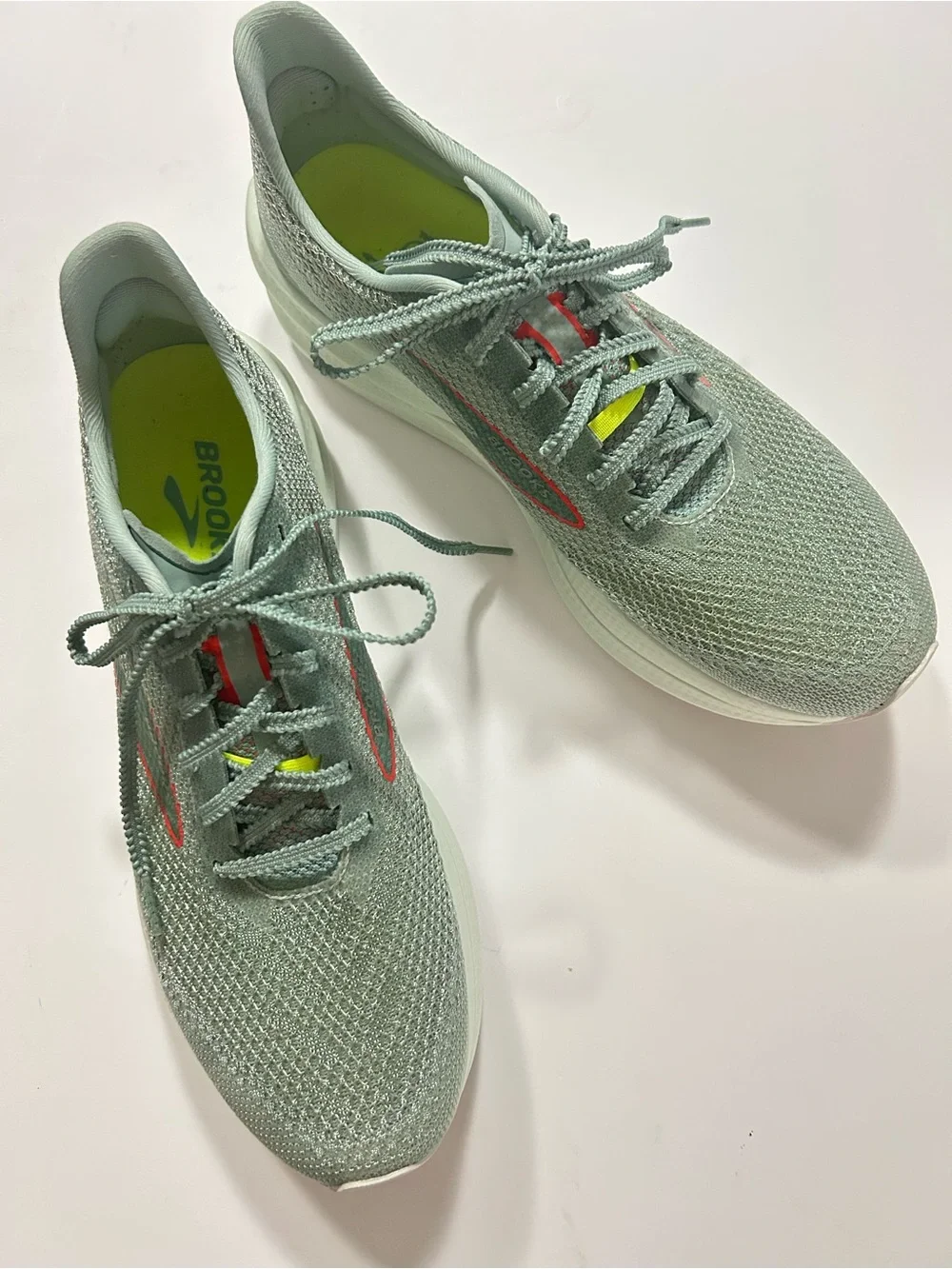 Brooks hyperion elite